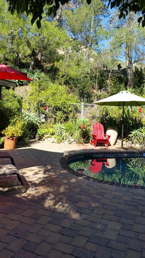 Rainbow Guest House Fallbrook Bagian luar foto